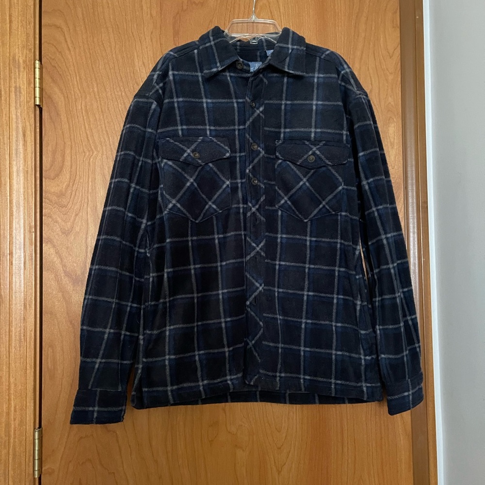 Beautiful Men’s  Plaid Button-Up Shirt/jacket. Size M. Like New! - Picture 2 of 4